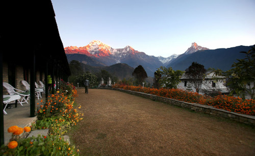 Panorama-Luxus-LGBTQ+-Trek in Annapurna