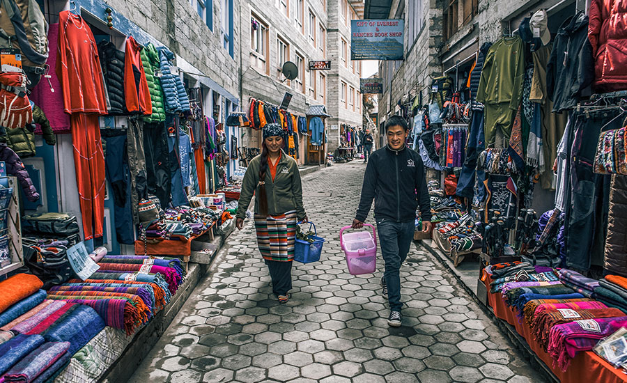 Sherpas: Der Herzschlag der Himalaya-Expeditionen