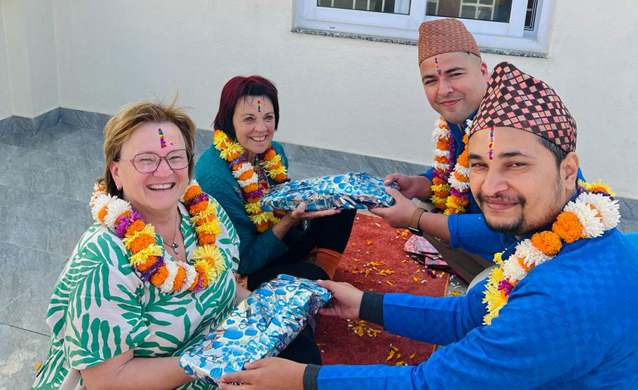 Kultur feiern: Ein Jahr der Festivals in Nepal